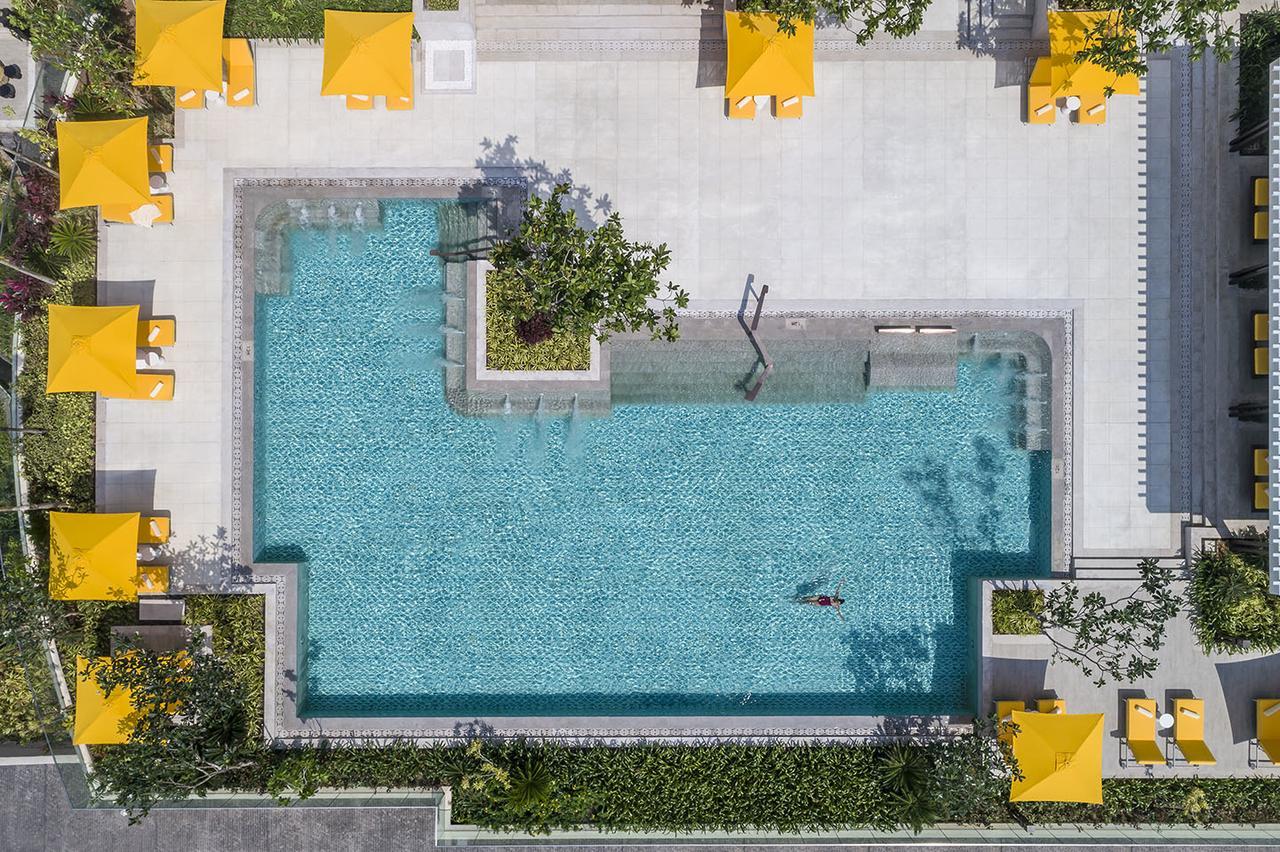 Shangri-La كولمبو المظهر الخارجي الصورة Aerial view of the pool at the hotel