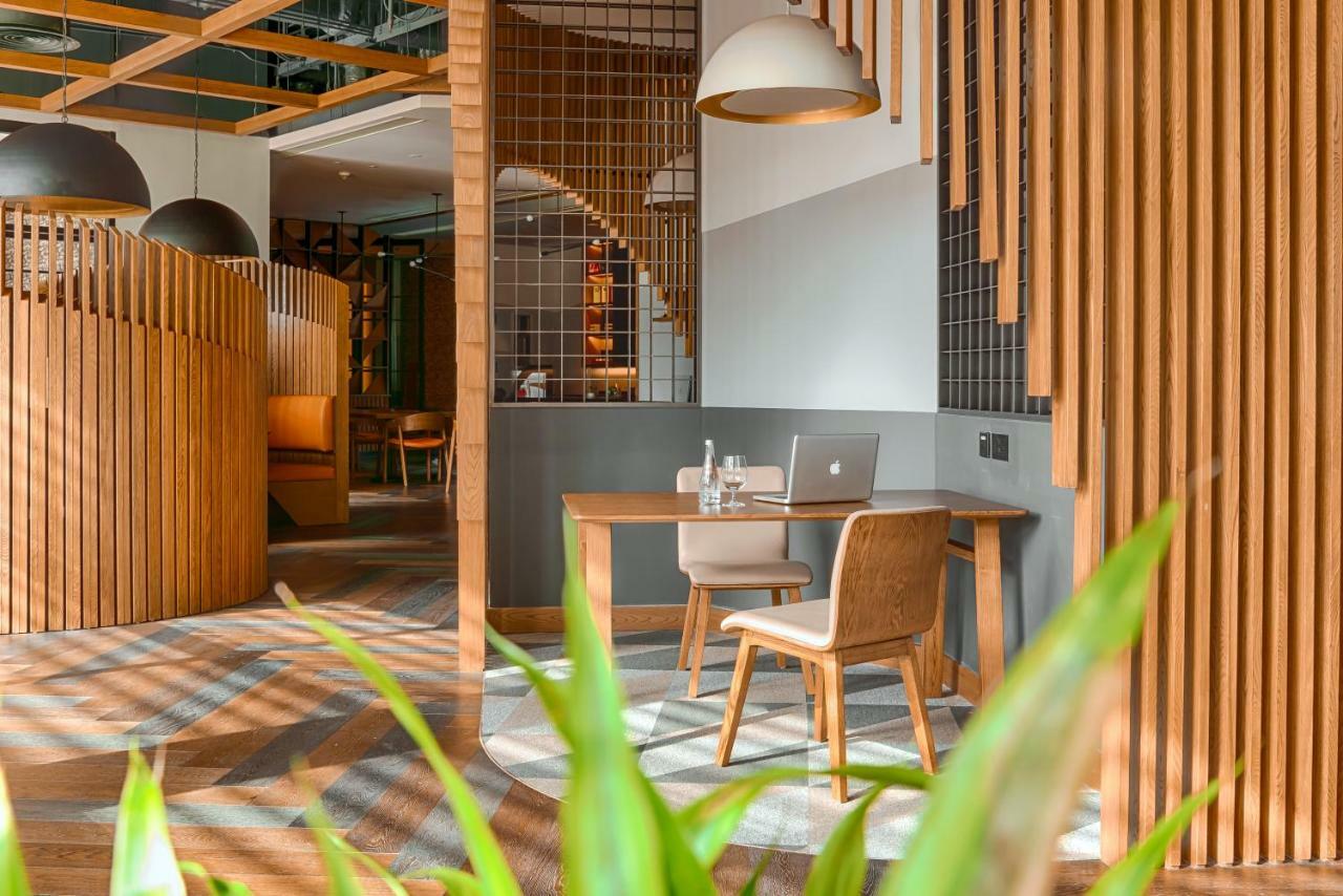 Shangri-La كولمبو المظهر الخارجي الصورة The interior of the hotel